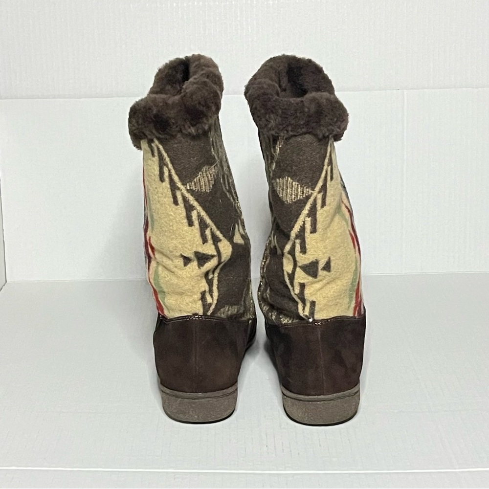 Pendleton Aztec Knit Boots - Picture 7 of 14
